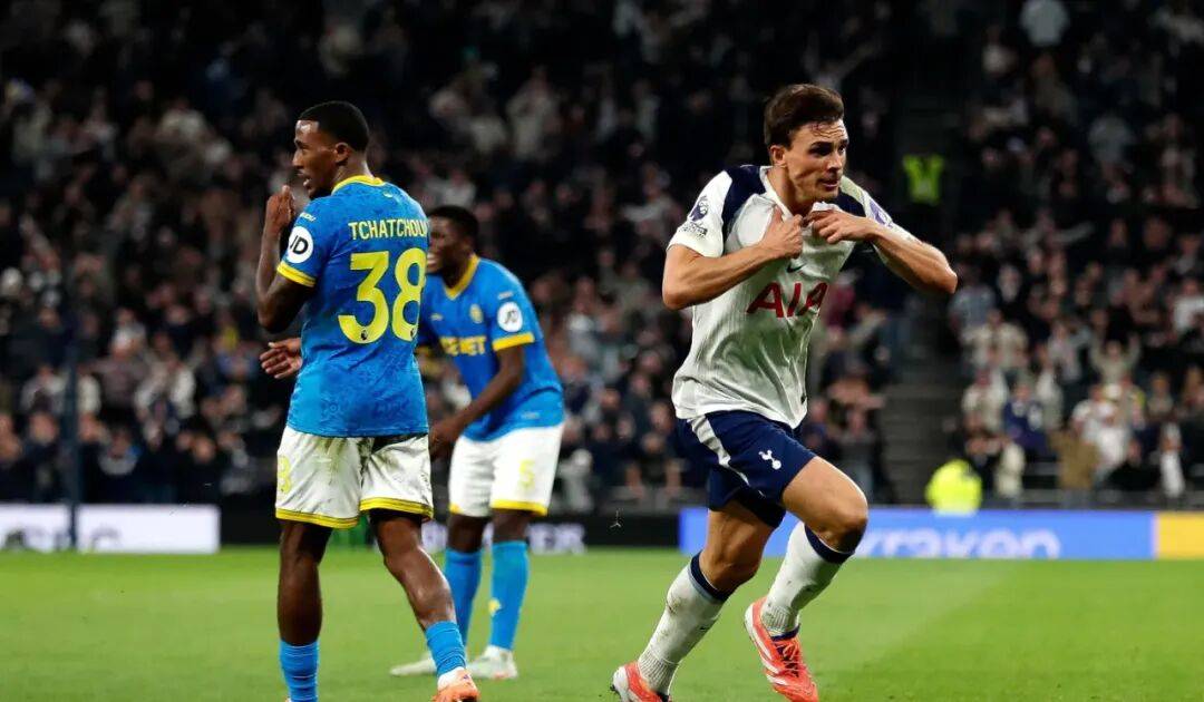 九游官网-关于英超关键时刻再迎强敌，拜仁慕尼黑豪取连胜，主帅态度：震撼外界，赛季目标并未改变的信息